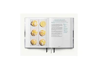 Baking: The Ultimate Cookbook by Robert Gonzalez
