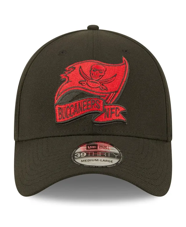 Men's New Era Pewter/Red Tampa Bay Buccaneers Surge 39THIRTY Flex Hat