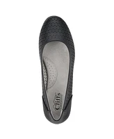 Cliffs by White Mountain Women's Cindy Ballet Comfort Flat