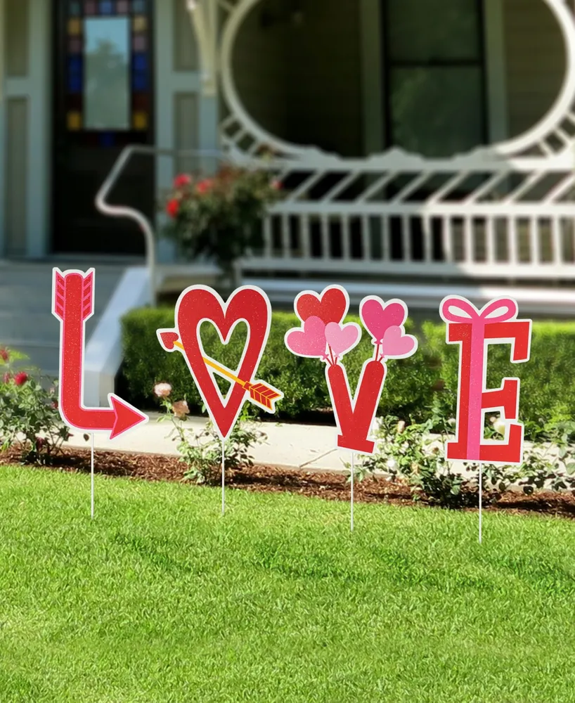 Glitzhome 28" H Valentine's Metal Love Two Function Yard Stake Knock-Down Set, 4 Piece