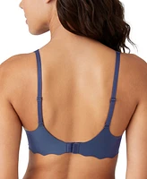 b.tempt'd by Wacoal Women's b.wow'd Wirefree Bralette 952287