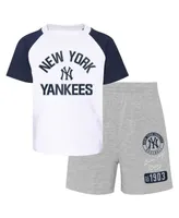 Infant Boys and Girls White and Heather Gray New York Yankees Ground Out Baller Raglan T-shirt and Shorts Set