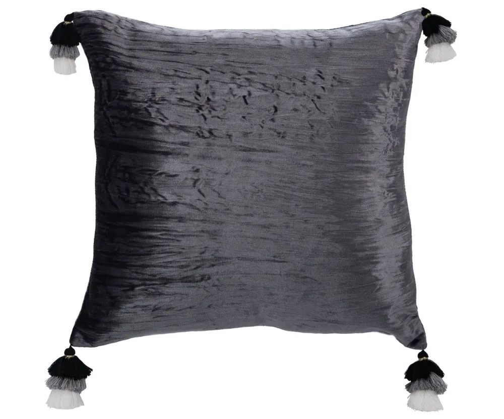 Safavieh Gwena 16" x 16" Pillow