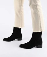 Journee Collection Women's Wrenley Block Heel Chelsea Booties