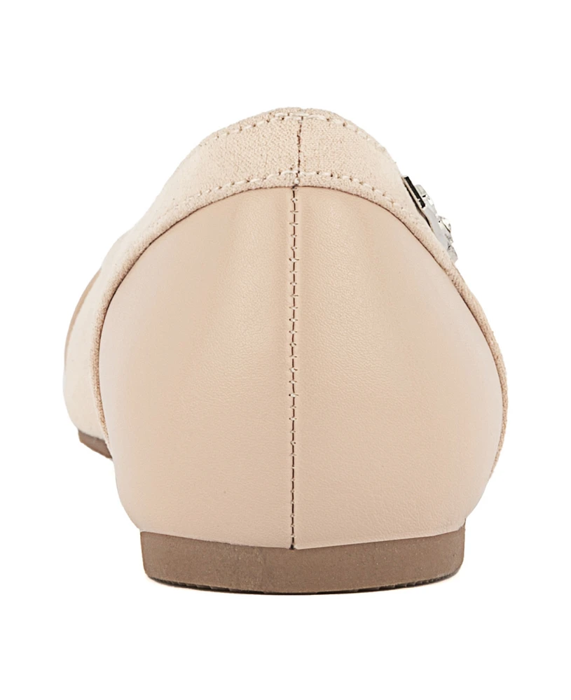 Sugar Women's Lavva Pointed Toe Flats