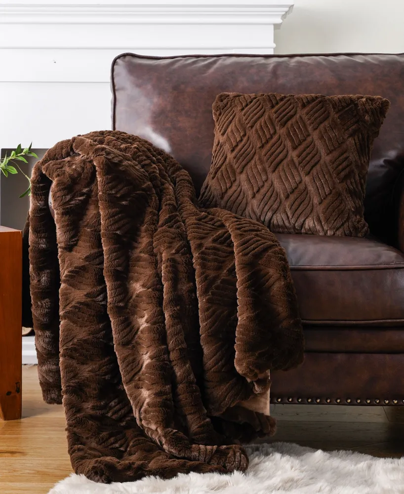 Battilo Cozy Carved Wave Faux Fur Throw, 60" x 80"