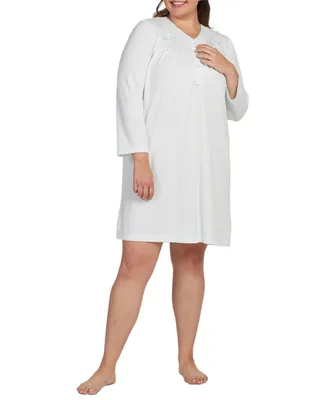 Miss Elaine Plus Embroidered Short Nightgown