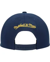 Men's Mitchell & Ness Gold, Navy Marquette Golden Eagles Sharktooth Snapback Hat