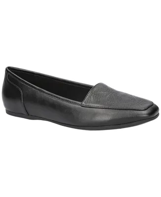 Easy Street Women's Thrill Perf Square Toe Flats
