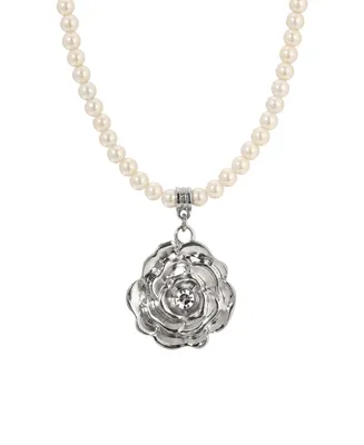 2028 Imitation Pearl Flower Pendant Necklace