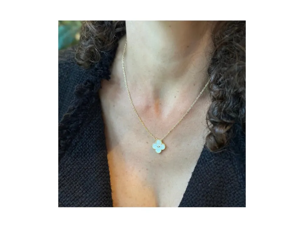 Mother of Pearl Clover Pendant Necklace