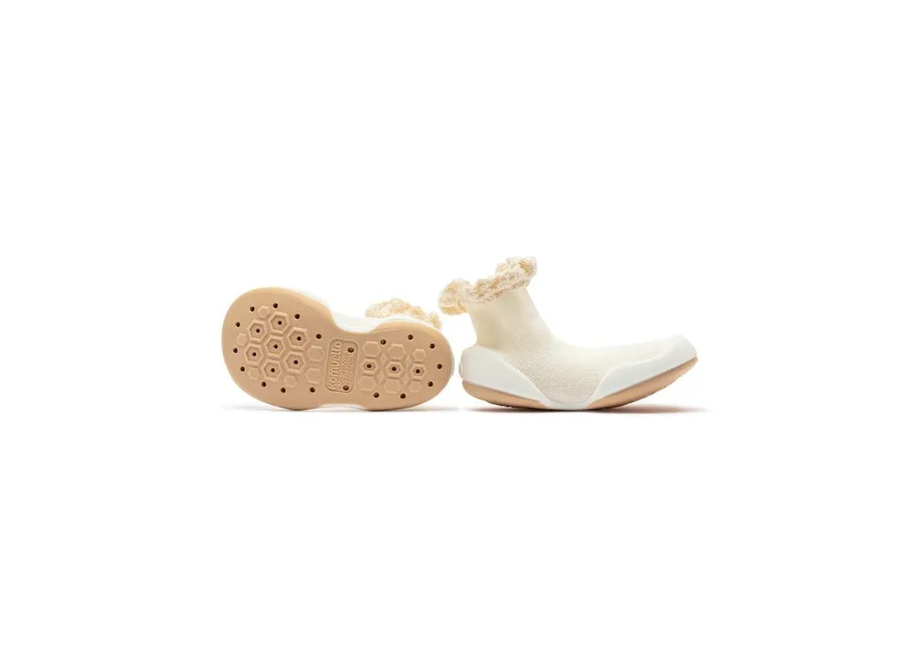 Komuello Infant Girl Breathable Washable Non-Slip Sock Shoes Lace trim - Off White