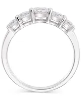 Diamond Five Stone Graduated Band (1 ct. t.w.) in 14k White Gold