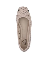 Cliffs by White Mountain Women's Bessa Ballet Flats