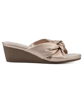 Cliffs by White Mountain Women's Candie Wedge Sandal