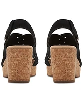 Clarks Women's Giselle Ivy Wedge Sandals