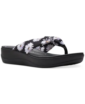 Clarks Women's Arla Glison Slip-On Platform Wedge Sandals