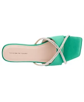 Fashion To Figure Women's Sylvie Flat Sandal - Wide Width