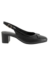 Women's Trotters Dalani Pumps