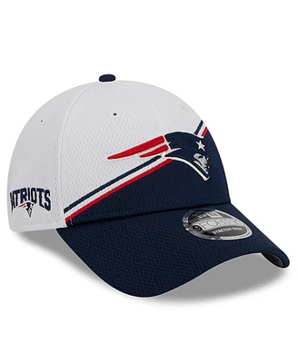 Men's New Era White, Navy New England Patriots 2023 Sideline 9FORTY Adjustable Hat