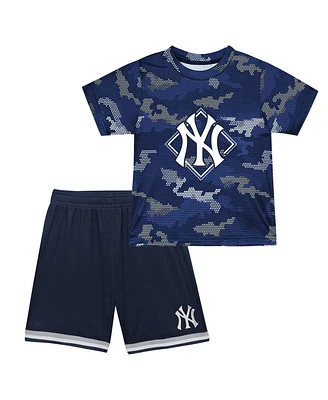 Toddler Boys and Girls Fanatics Navy New York Yankees Field Ball T-shirt Shorts Set