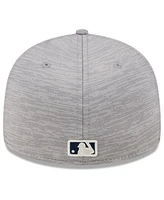 Men's New Era Gray York Yankees 2024 Clubhouse Low Profile 59FIFTY Fitted Hat