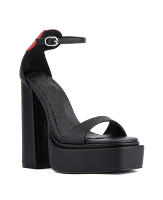 Women's Amour Platform Heel sandals