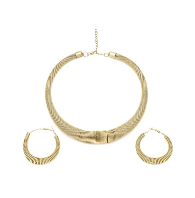 Sohi Women's Gold Ribbed Wire Necklace And Earrings (Set Of 2)