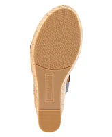 Gentle Souls Women's Nomi Buckle Sandals