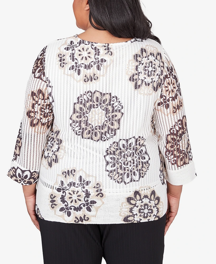 Alfred Dunner Plus Opposites Attract Medallion Textured Top