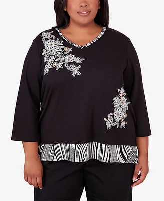 Alfred Dunner Plus Opposites Attract Flower Top with Animal Trim