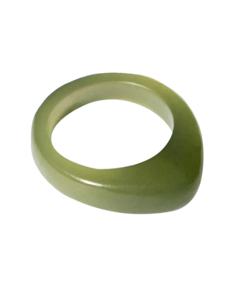 seree Pyra - Teardrop green jade ring