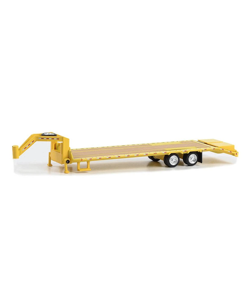 Greenlight Collectibles 1/64 Gooseneck Trailer, Yellow with Red & White Conspicuity Stripes, Hobby