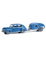 Greenlight Collectibles 1/64 Ford Fordor Super Deluxe with Tear Drop Trailer, Hitch & Tow