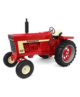 Scale Models 1/8 International Harvester Wide Front Tractor