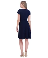 Jessica Howard Petite Keyhole Fit & Flare Dress