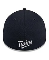 New Era Men's White Minnesota Twins 2024 Batting Practice 39THIRTY Flex Hat