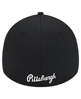 New Era Men's Black Pittsburgh Pirates Active Dash Mark 39THIRTY Flex Hat