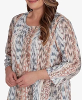 Alfred Dunner Plus Classic Vertical Animal Print Top With Necklace