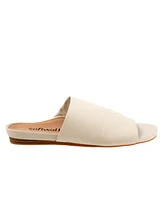 Softwalk Camano Sandal