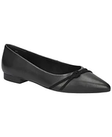 Bella Vita Women's Rhea Pointed Toe Flats