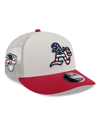 New Era Men's Red Oakland Athletics 2024 Fourth of July Trucker Low Profile 9FIFTY Snapback Hat