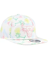 New Era Men's White Chicago Bulls Palm Trees and Waves Golfer Adjustable Hat