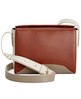 On 34th Leslii Small Crossbody