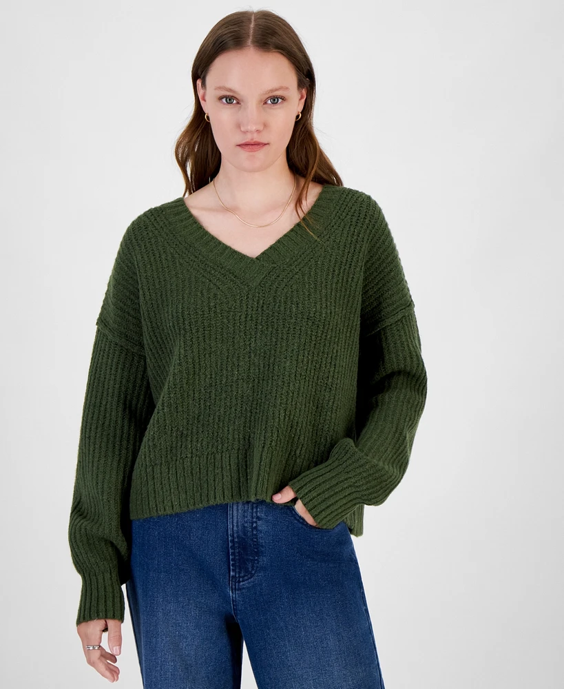 Hippie Rose Juniors' V-Neck Oversized Sweater