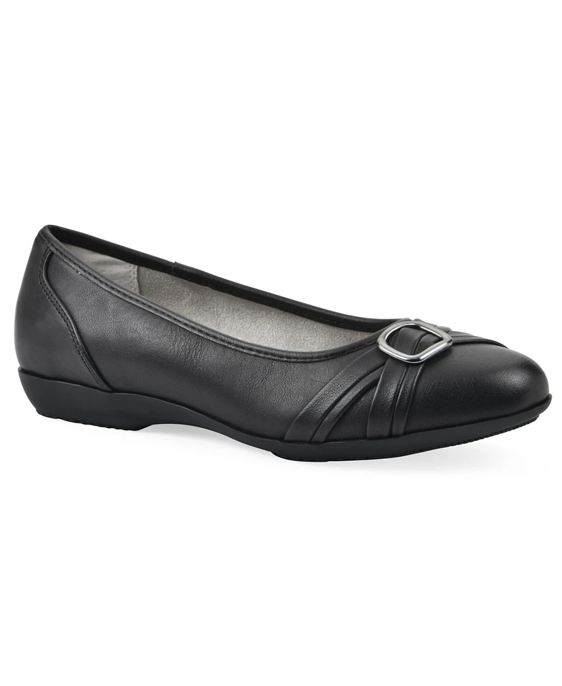 Cliffs by White Mountain Women's Calming Ballet Flats