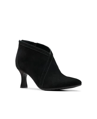Clarks Women's Collection Kataleyna Sol Boots