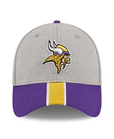 New Era Men's Heather Gray/Purple Minnesota Vikings Striped 39THIRTY Flex Hat