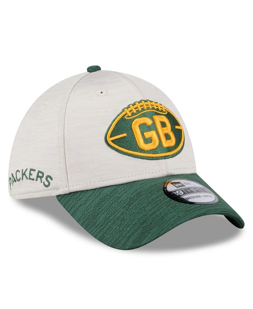 New Era Men's Stone/Green Green Bay Packers 2024 Sideline Historic 39THIRTY Flex Hat