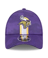 New Era Men's Purple Minnesota Vikings 2024 Sideline 9FORTY Stretch-Snap Hat